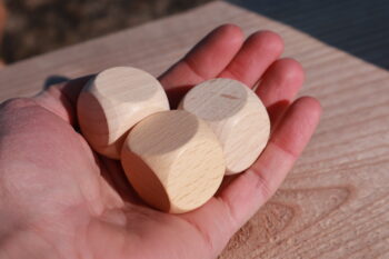 Dé en bois personnalisé - 3cm - Image 4